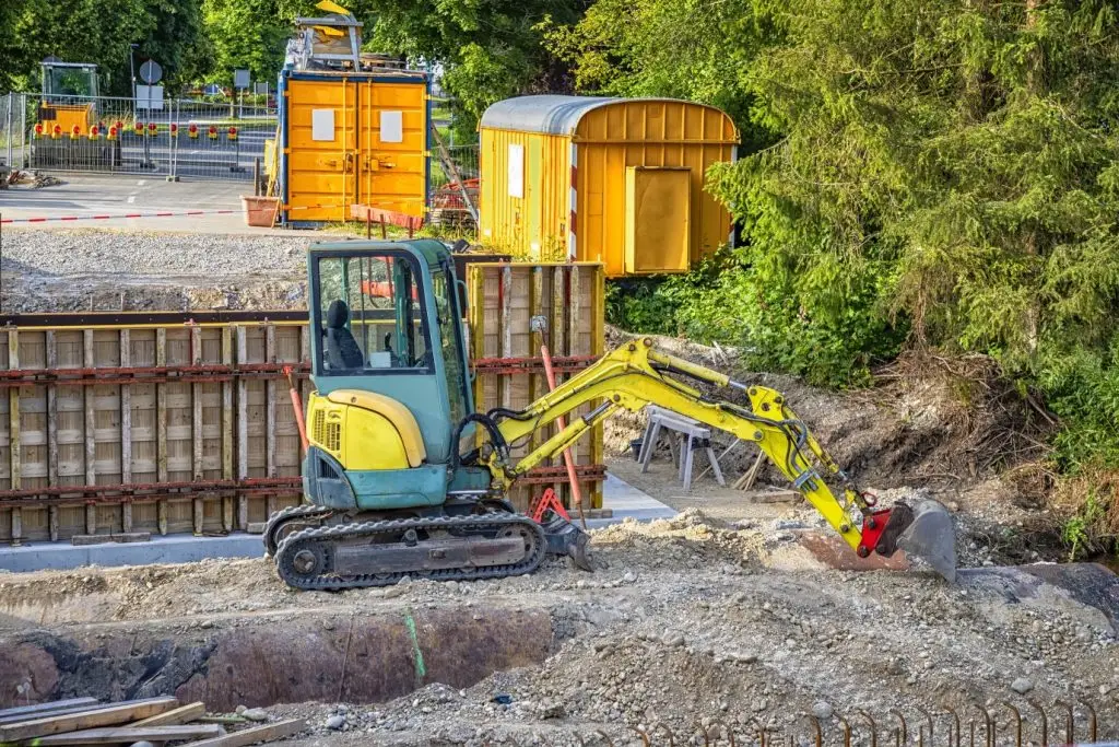 mini excavator rental at jobsite